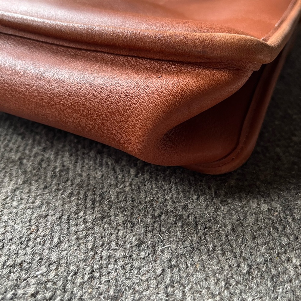 Vintage Coach Willis Tan Leather Top-Handle Bag - Picture 7 of 9